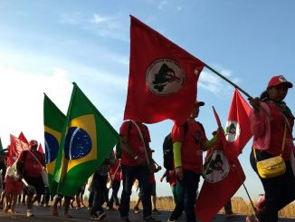 MST Brasil de la confrontación al latifundio