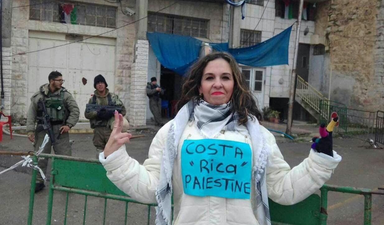 Costa Rica: Alto a la persecución de la activista Tatiana Gamboa